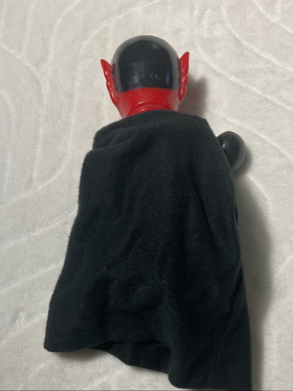 Vintage red Devil Hand Puppet with Black Cloth Body - Picture 4 of 4